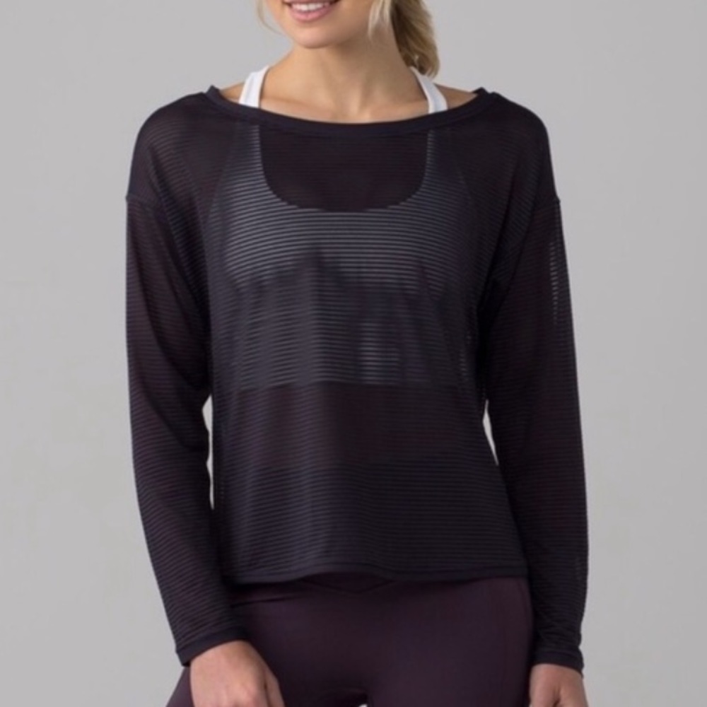 Lululemon Lean In Long Sleeve Mesh Stripe In black